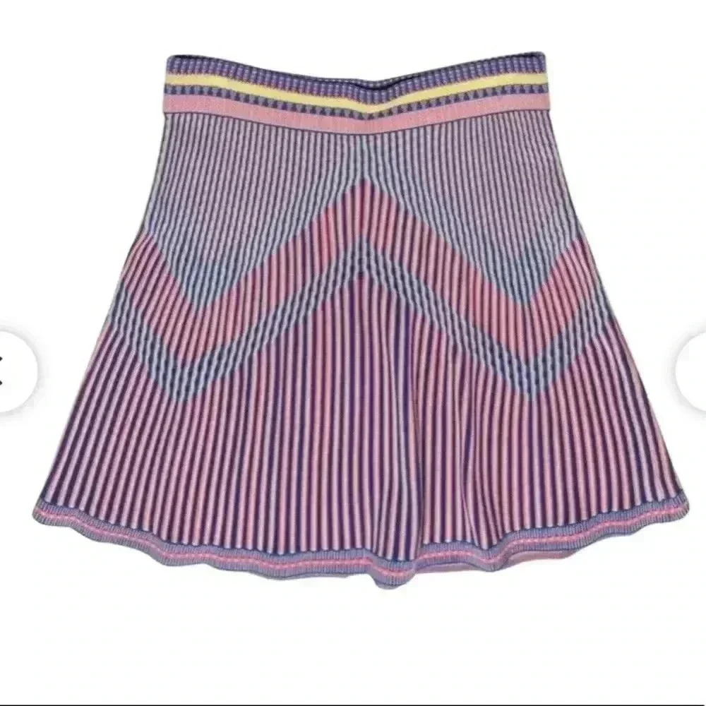 BCBGMaxAzria ORANGE AND BLUE PATTERNED MINI SKIRT